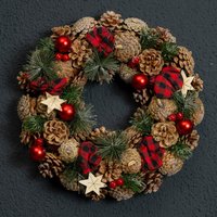 Couronne de Noël décorée